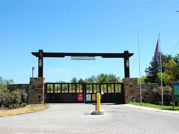 7137 COUNTY ROAD 4042, Kemp, TX 75143