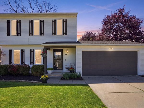 5426 New Meadow Drive, Ypsilanti, MI 48197
