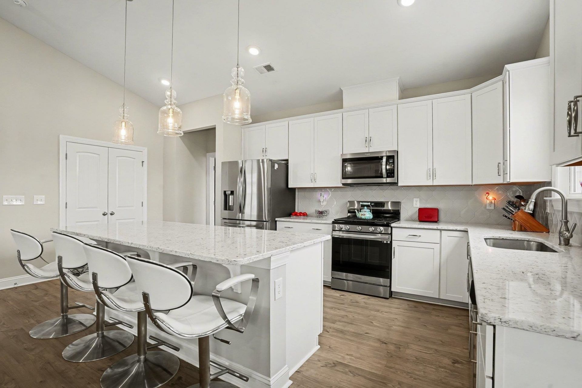 655 Oyster Dr.  Photo 12