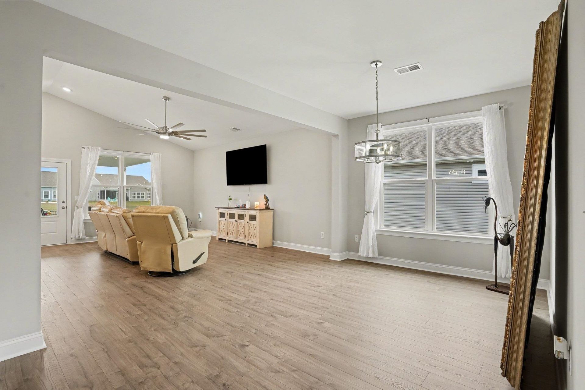 655 Oyster Dr.  Photo 6