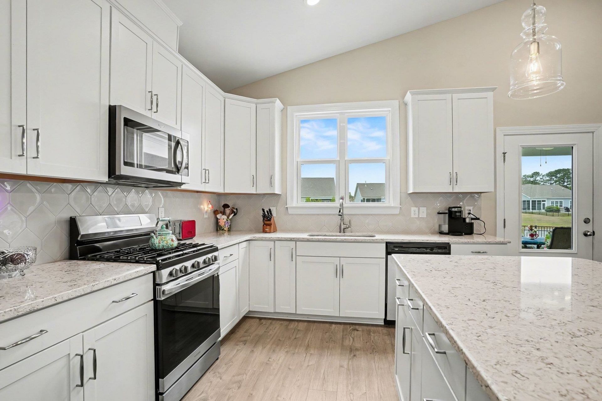 655 Oyster Dr.  Photo 9