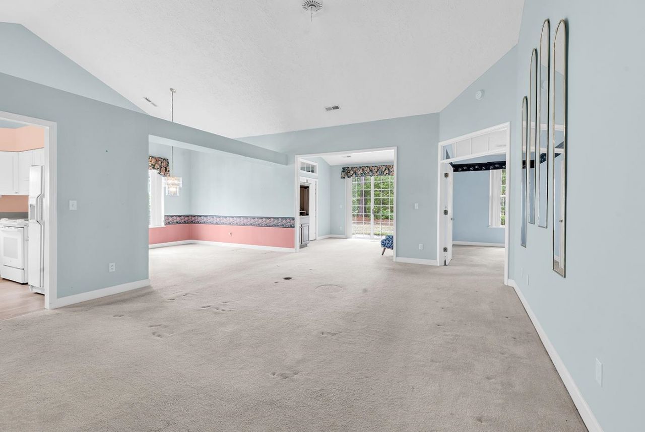 9452 Pinckney Ln. Photo 13