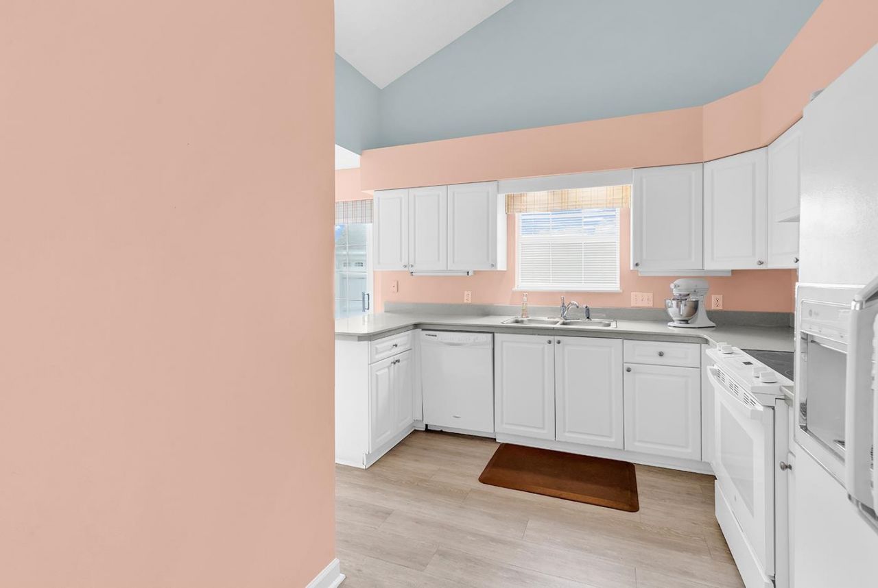 9452 Pinckney Ln. Photo 16