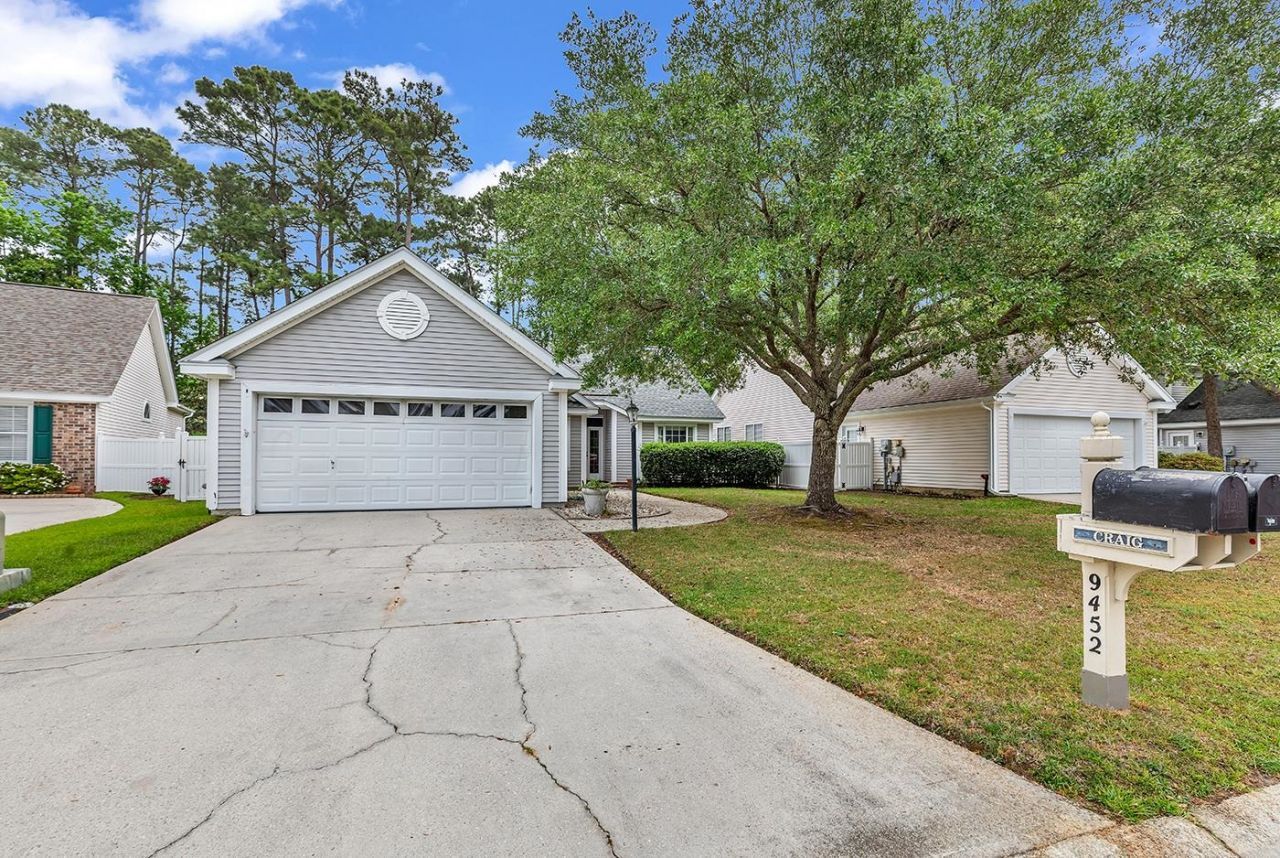 9452 Pinckney Ln. Photo 2