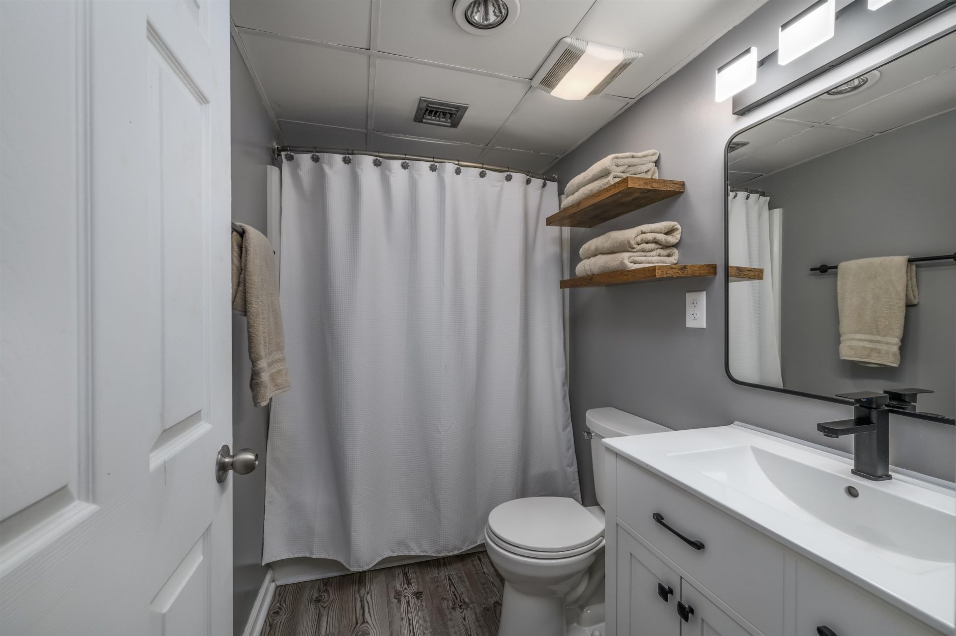 1210 N Waccamaw Dr.  Photo 15