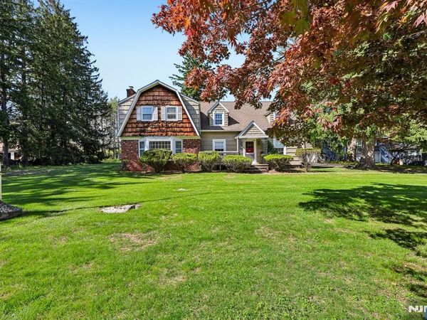 37 Nilsen Avenue, MAHWAH, NJ 07430