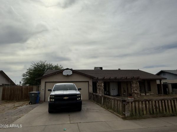4220 N 86TH Drive, Phoenix, AZ 85037
