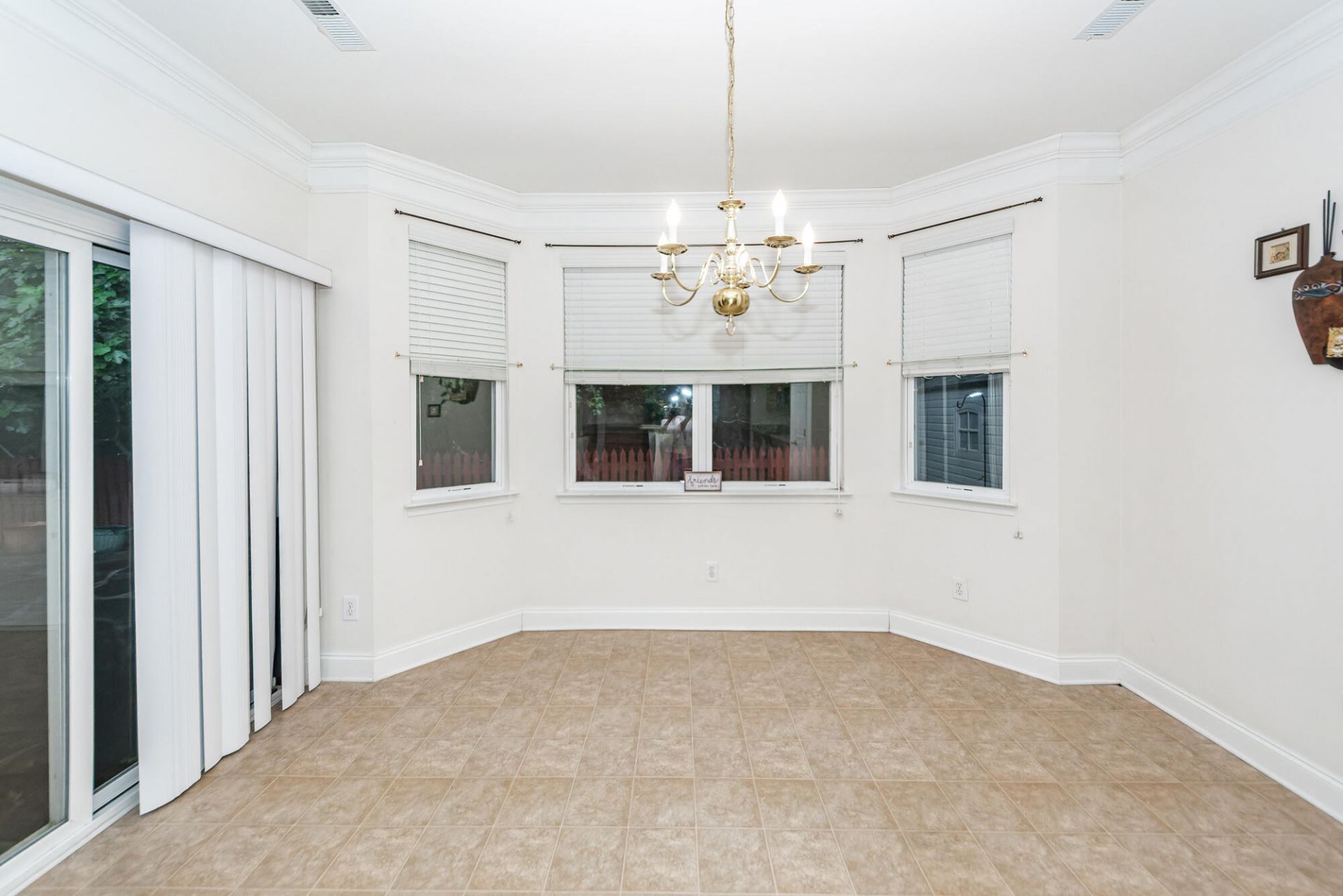 129 Salt Meadow Lane Photo 9