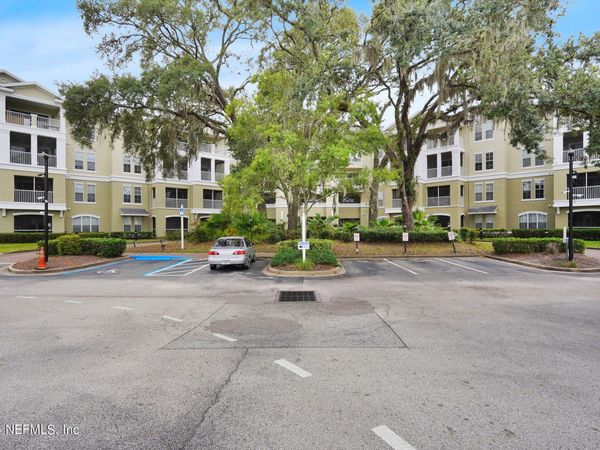 8290 GATE Parkway W, Unit 132, Jacksonville, FL 32216
