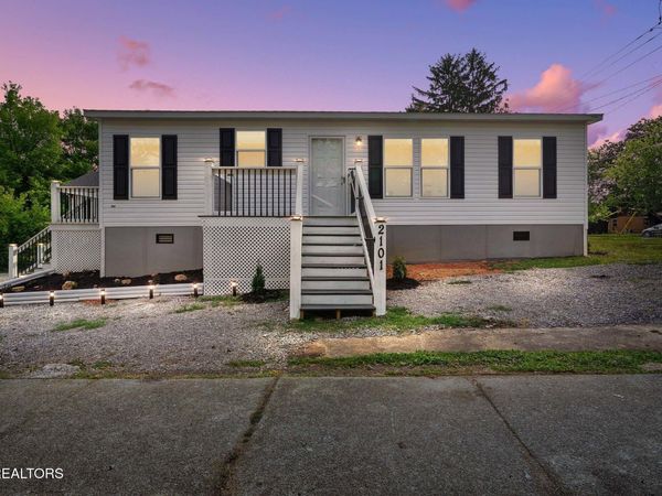 2101 McCalla Ave, Knoxville, TN 37915