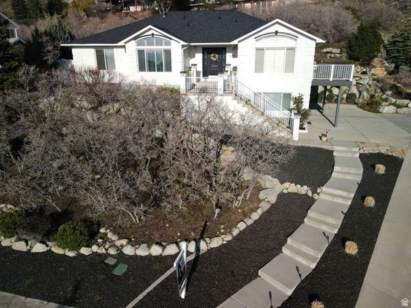 10193 S MAJESTIC CANYON RD, Sandy, UT 84092