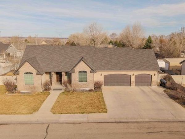 85 S CONSTITUTION DR, Roosevelt, UT 84066