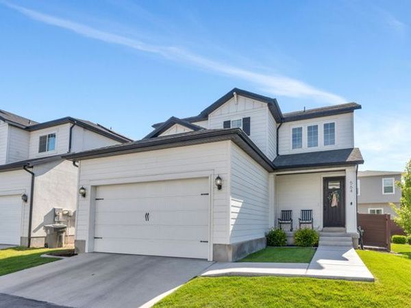 564 N 40 W, Vineyard, UT 84059