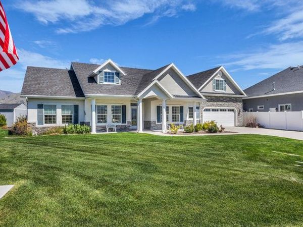 552 W 98 ST N, Hyrum, UT 84319