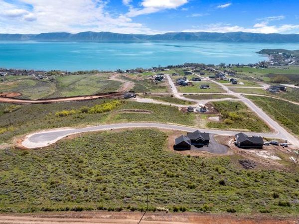 556 W COOPERS CIR, Unit 2, Garden City, UT 84028