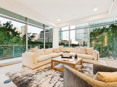 2025 Woodall Rodgers Freeway, Unit 23, Dallas, TX 75201