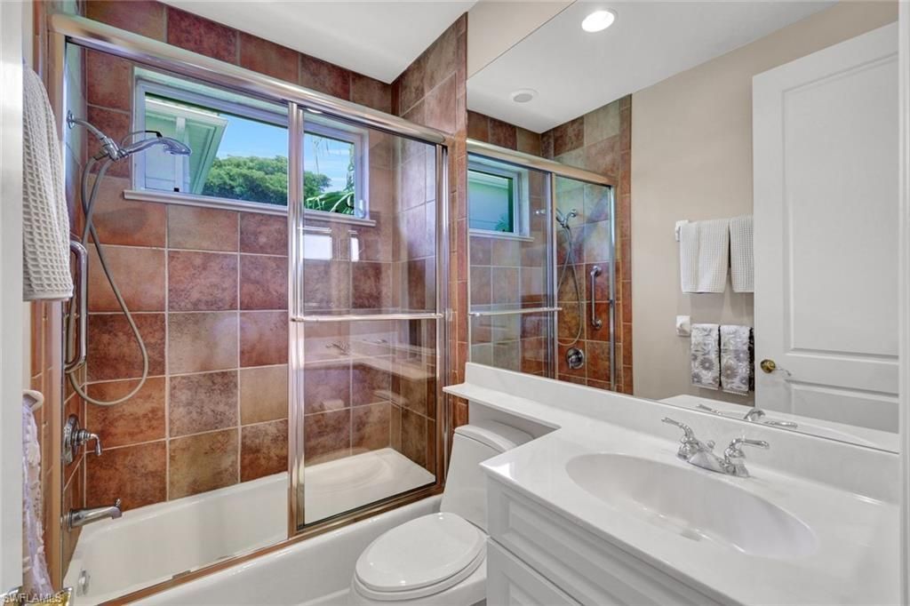 27536 Riverbank Dr, Bonita Springs, FL 34134 Photo