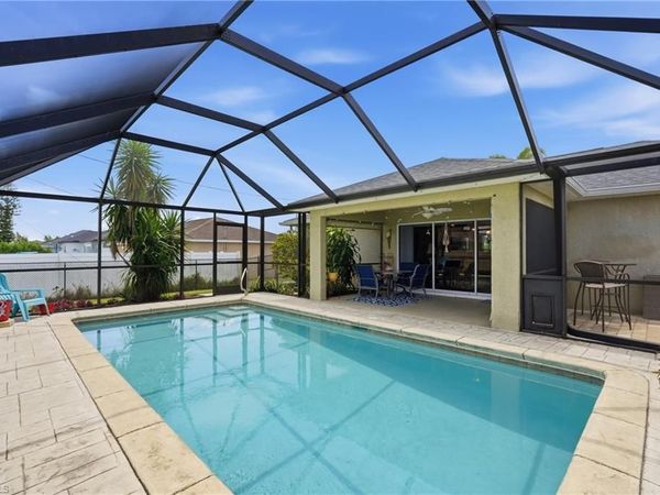 21 Tropicana PKWY E, CAPE CORAL, FL 33909