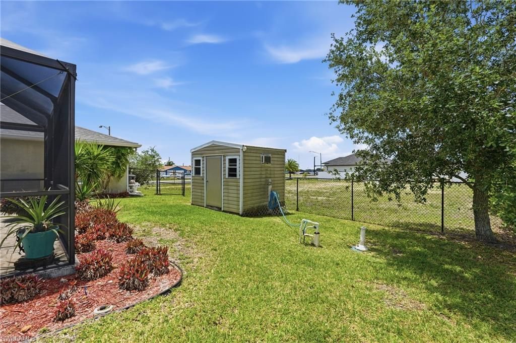 21 Tropicana Pkwy E, Cape Coral, FL 33909 Photo