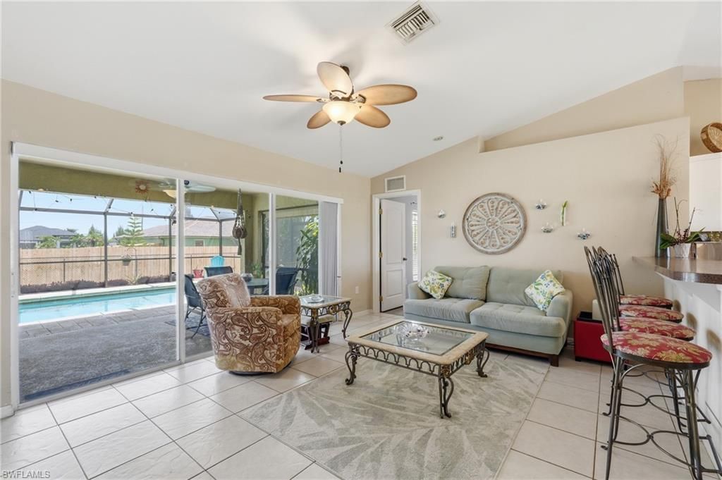 21 Tropicana Pkwy E, Cape Coral, FL 33909 Photo