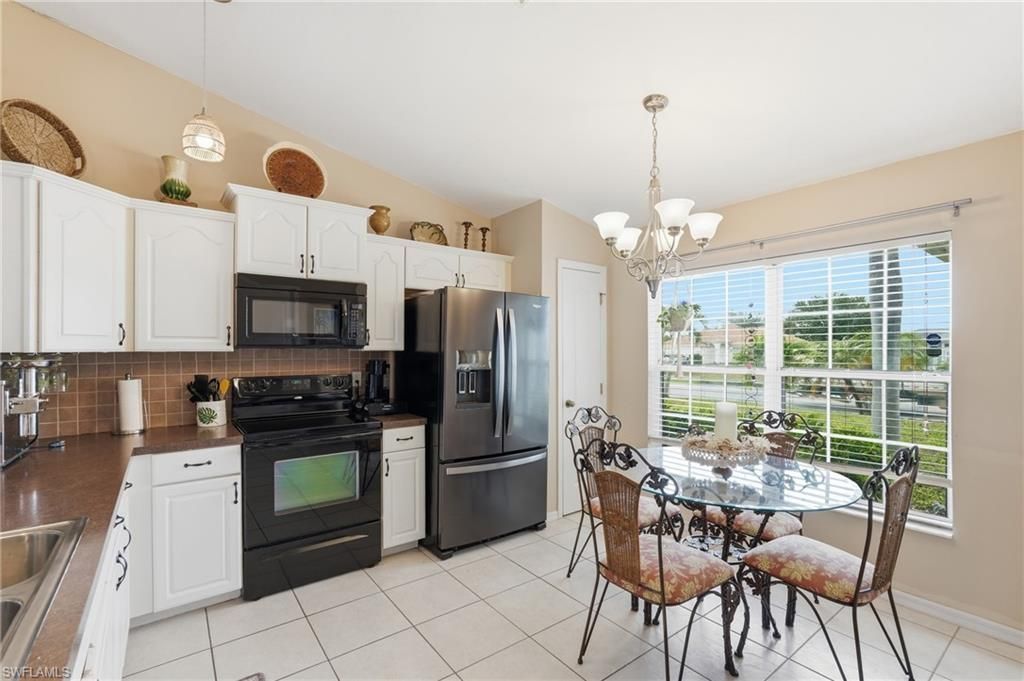 21 Tropicana Pkwy E, Cape Coral, FL 33909 Photo