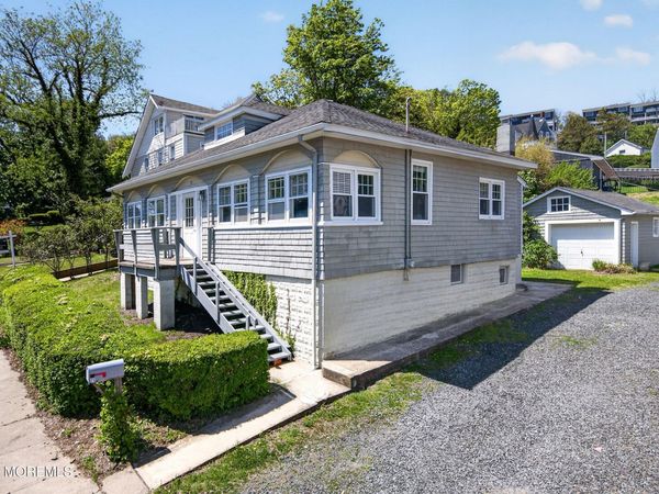 71 Portland Road, Highlands, NJ 07732