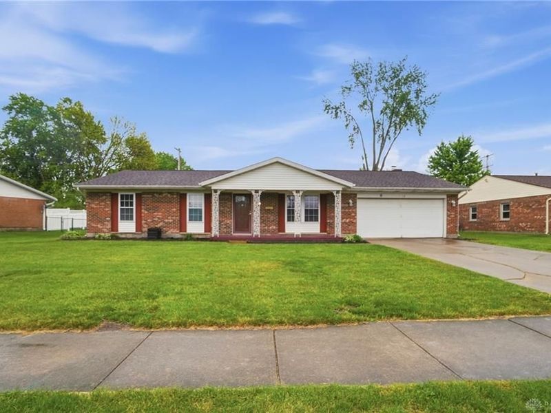 1326 Trade Square W, Troy, OH 45373 Photo 1