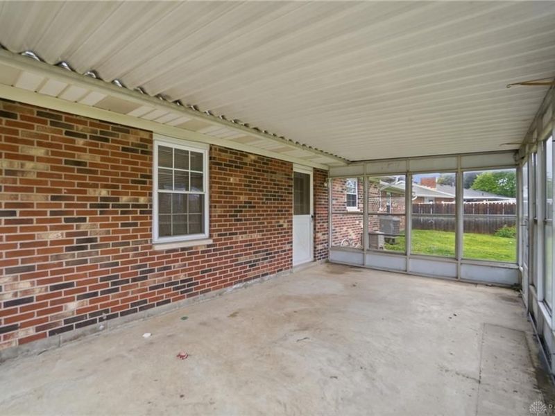 1326 Trade Square W, Troy, OH 45373 Photo 32