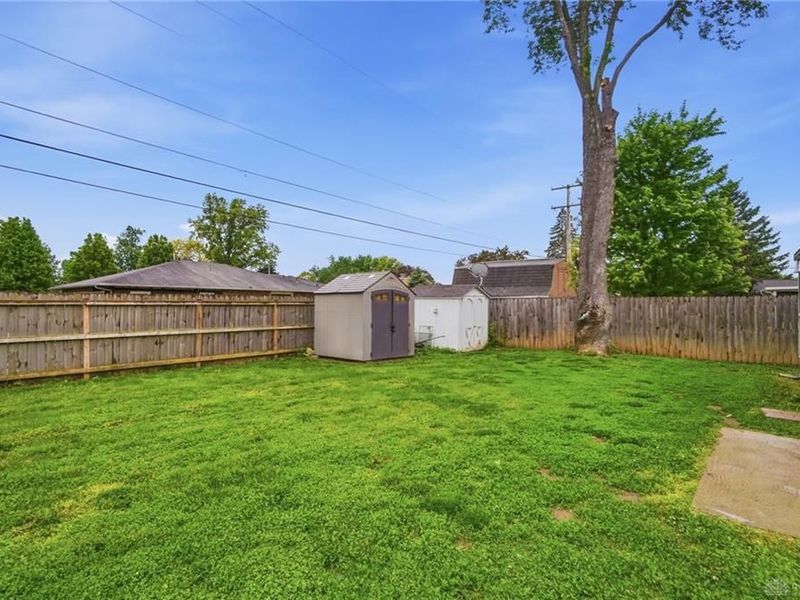 1326 Trade Square W, Troy, OH 45373 Photo 37