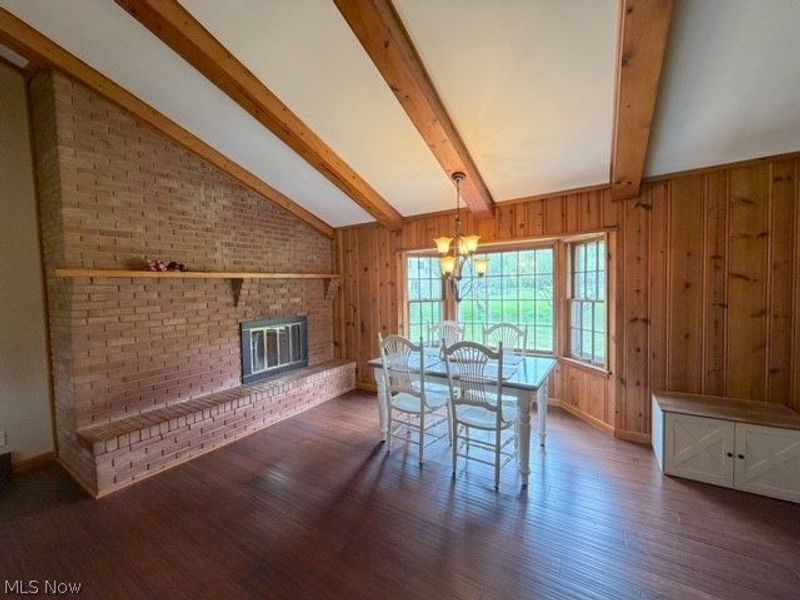 2431 Pleasant Valley Road NE, New Philadelphia, OH 44663 Photo 9