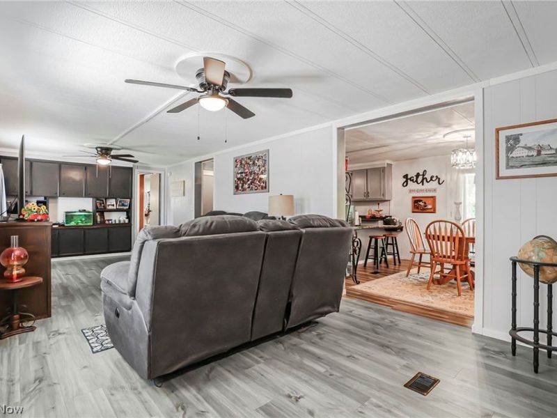 12825 2nd Avenue, Trinway, OH 43842 Photo 24