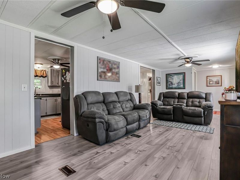 12825 2nd Avenue, Trinway, OH 43842 Photo 25