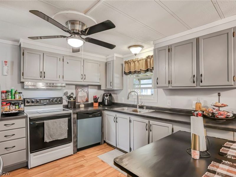12825 2nd Avenue, Trinway, OH 43842 Photo 30