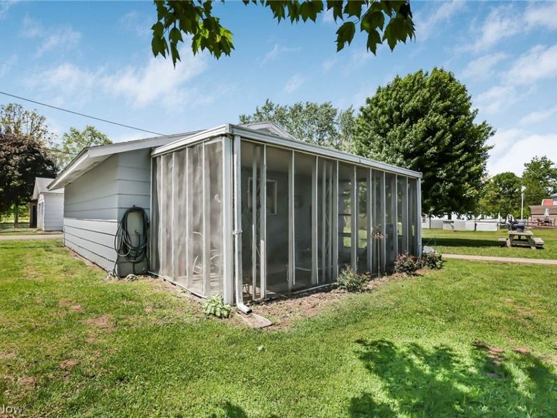 12825 2nd Avenue, Trinway, OH 43842 Photo 38