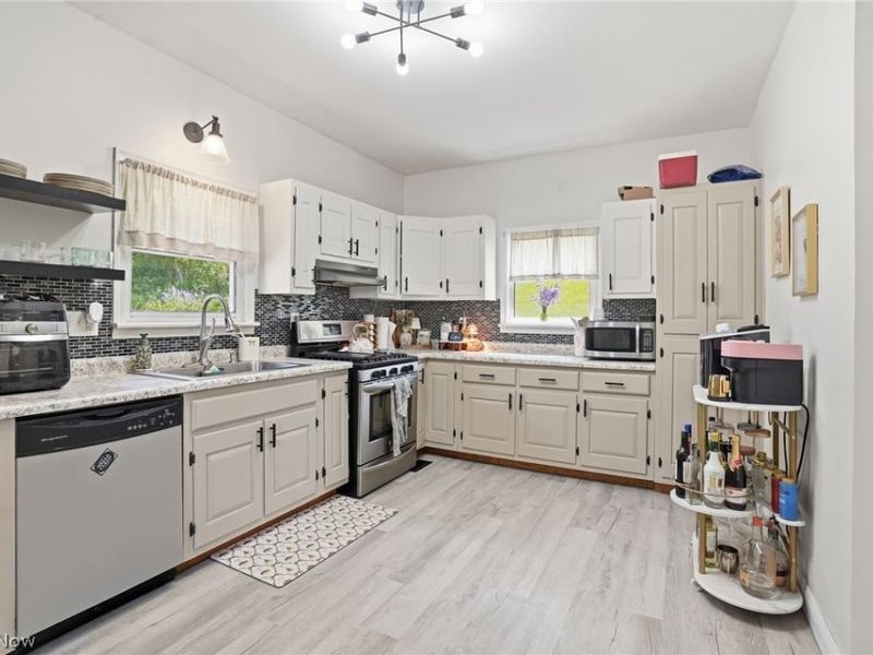 437 N 8th Street, McConnelsville, OH 43756 Photo 4