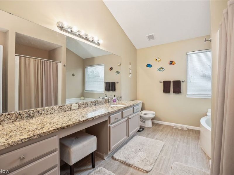 5684 Trystin Tree Drive , Medina, OH 44256 Photo 22