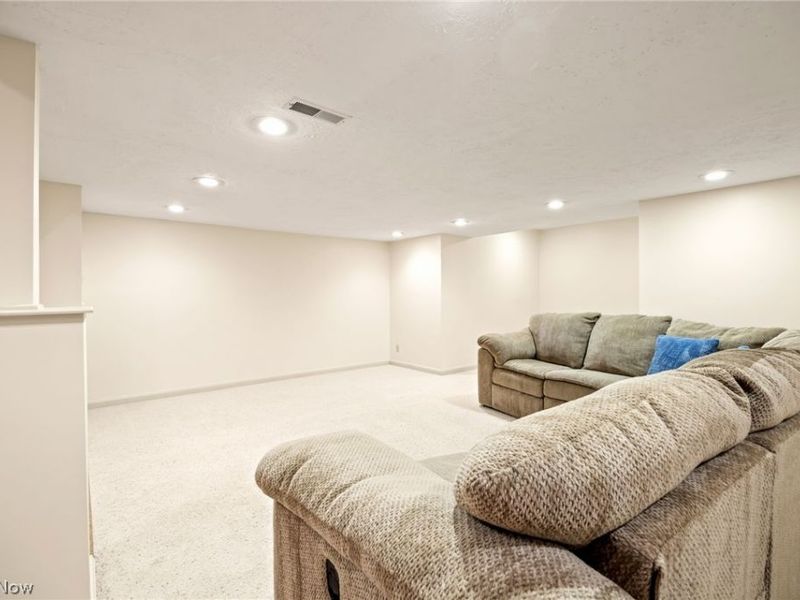 5684 Trystin Tree Drive , Medina, OH 44256 Photo 33