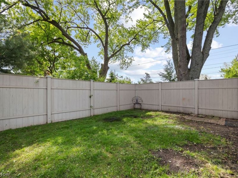 1092 Cooper Foster Park Road, Lorain, OH 44053 Photo 15
