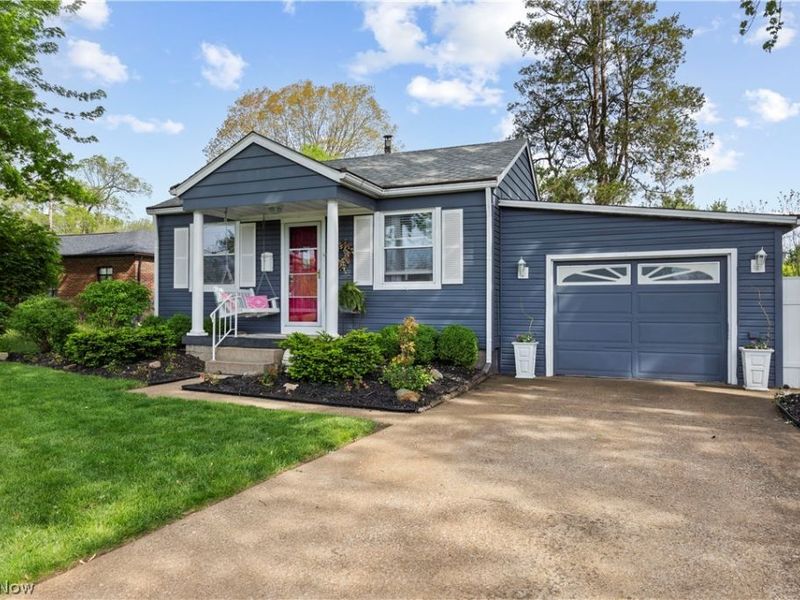 1092 Cooper Foster Park Road, Lorain, OH 44053 Photo 4