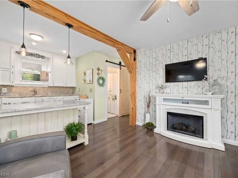 1092 Cooper Foster Park Road, Lorain, OH 44053 Photo 7