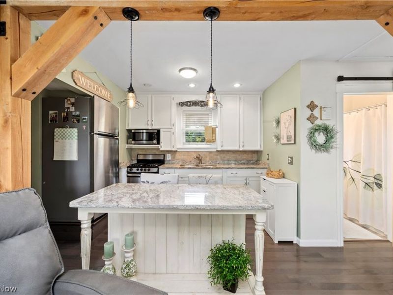 1092 Cooper Foster Park Road, Lorain, OH 44053 Photo 8