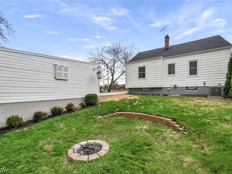 30646 Lorain Road, North Olmsted, OH 44070 Photo 22