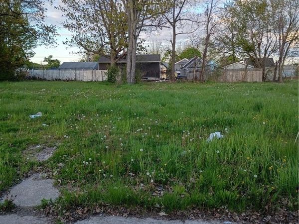 115 E Parade Avenue, Buffalo, NY 14211