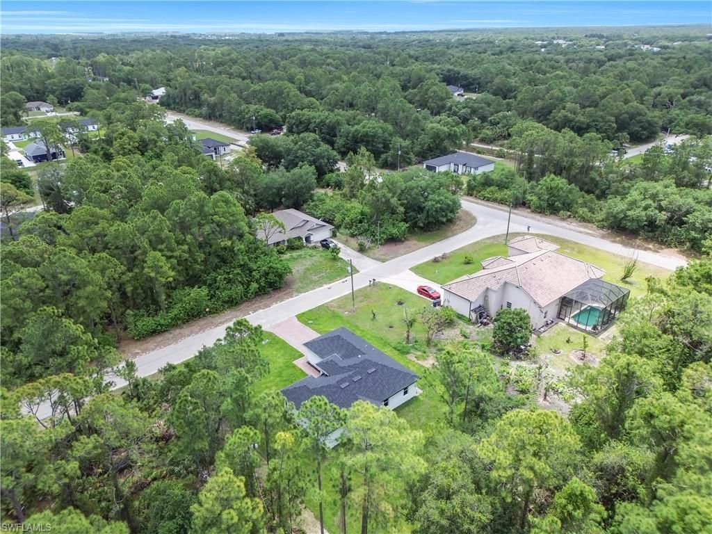 2005 Robert Ave , Alva, FL 33920 Photo