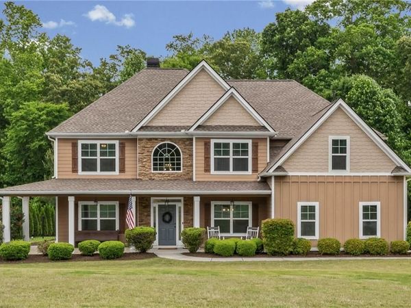 196 Sunny Brook Terrace , Newnan, GA 30265