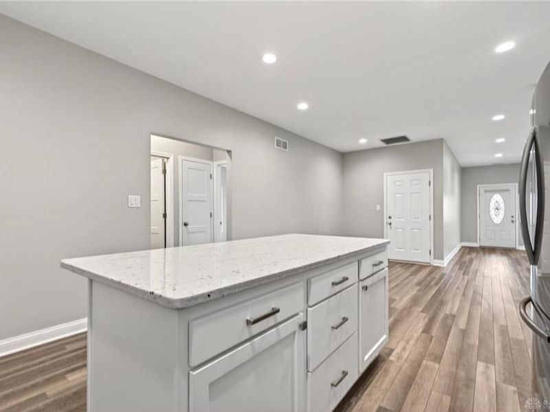 567 Golden Maple Avenue, Brookville, OH 45309 Photo 10
