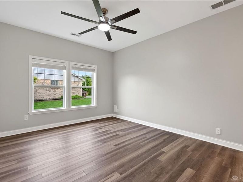 567 Golden Maple Avenue, Brookville, OH 45309 Photo 5