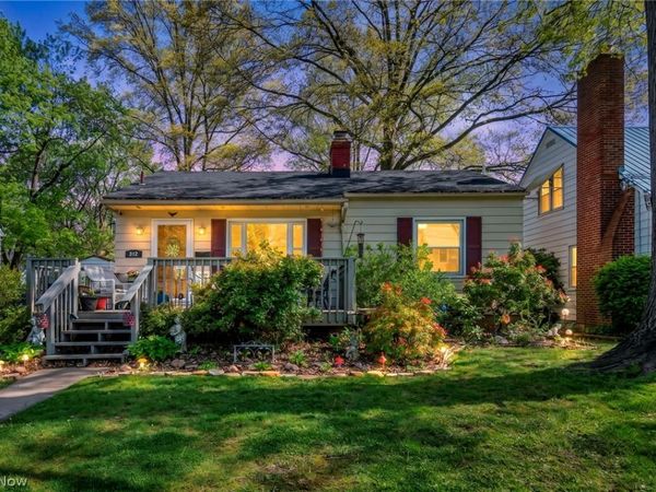 312 Linwood Street , Cuyahoga Falls, OH 44221