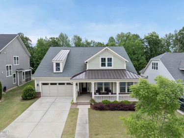 312 Scarlet Tanager Circle, Holly Springs, NC 27540