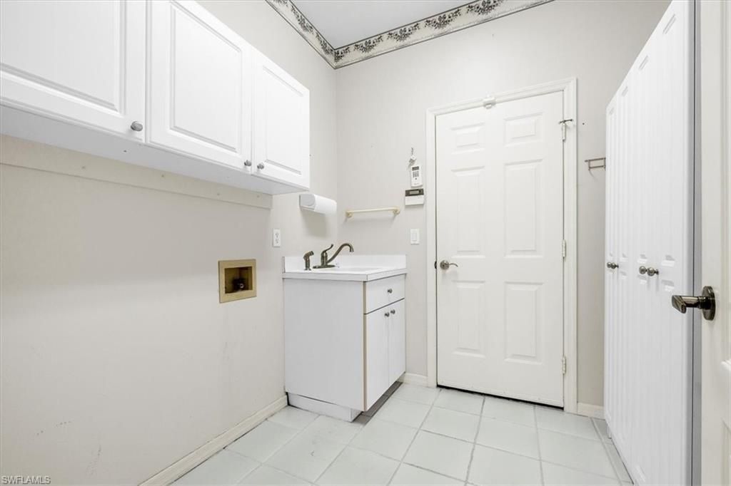 8145 Breton Cir, Fort Myers, FL 33912 Photo